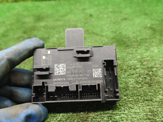 модуль управления двери Skoda Octavia 3 поколение (A7) 2013, 1.8 л., бензин, МКПП, лифтбэк, 5Q4959592