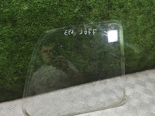 стекло кузовное боковое левое Lada 2121 Niva 1 поколение [рестайлинг] 2013, 1.7 л., бензин, МКПП, внедорожник 5 дв.