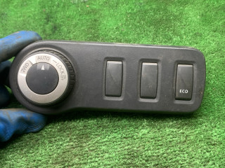 переключатель полного привода Renault Duster 1 поколение [рестайлинг] 2017, 2.0 л., бензин, МКПП, внедорожник 5 дв., полный привод