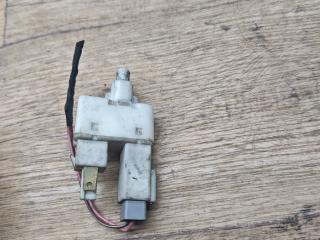 Датчик педали тормоза (лягушка) Daewoo Nubira J150/J190 [рестайлинг] 2001, 2.0 л., X 20 SED, бензин, МКПП, хетчбэк 5 дв.