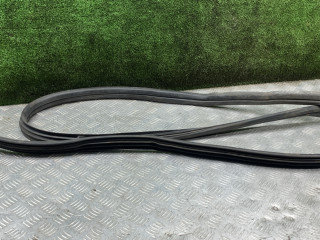 уплотнитель двери Renault Logan 1 поколение 2008, 1.6 л., бензин, МКПП, универсал