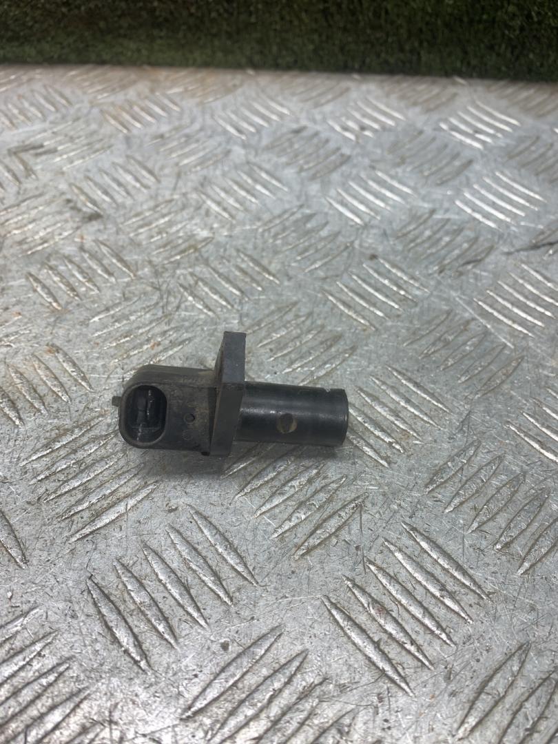 датчик коленвала Lada Vesta 1 поколение 2020, 1.6 л., бензин, МКПП, хетчбэк 5 дв., 384701004 - фото №1