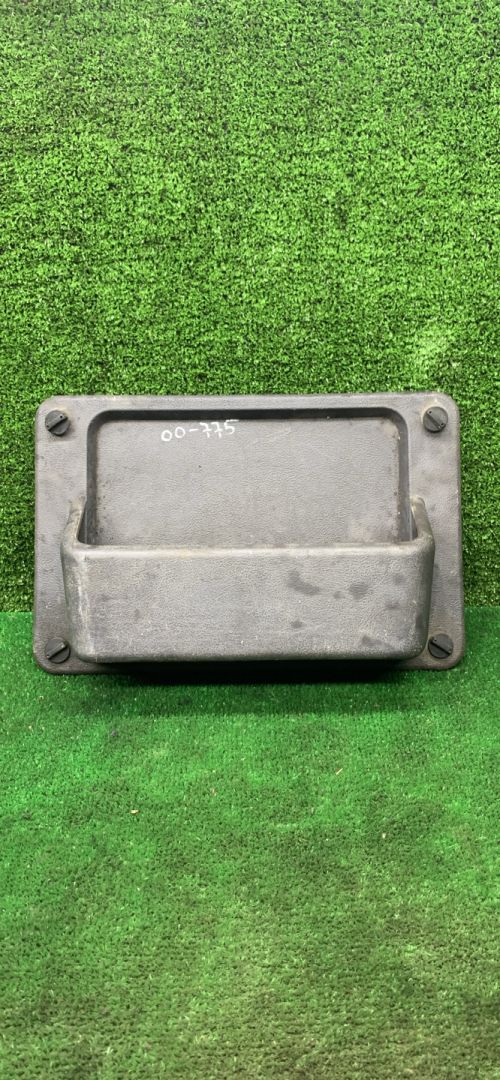 обшивка багажника Mercedes-Benz Vito W638 2002, 2.2 л., CDi, дизель, МКПП, микроавтобус - фото №1