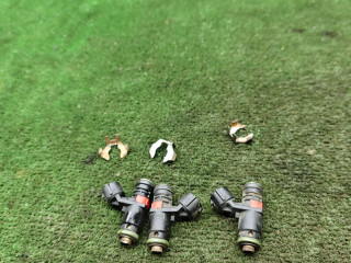 форсунка Skoda Fabia 1 поколение [рестайлинг] 2007, 1.2 л., бензин, МКПП, седан, 03E906031A