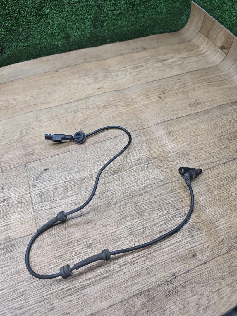 датчик ABS Lada Vesta 1 поколение 2020, 1.6 л., бензин, МКПП, седан, 8450006894, 0265609797 - фото №1