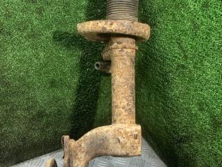 амортизатор передний левый Volkswagen Passat B2 1987, 1.9 л., дизель, МКПП, хетчбэк 5 дв.