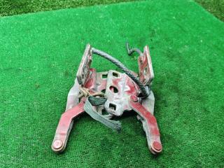 петля капота Citroen Xsara 1 поколение 1998, 1.8 л., бензин, МКПП, хетчбэк 5 дв.