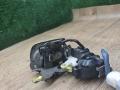 замок двери задней левой Toyota Corolla 7 поколение (E100) 1996, 1.6 л., бензин, МКПП, седан - фото №3