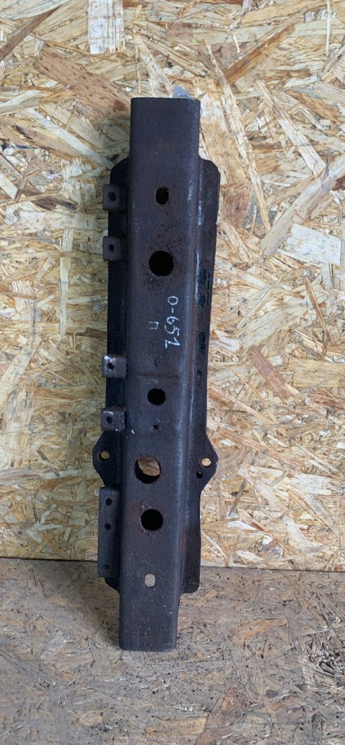 балка под радиатор Hyundai Galloper 2 поколение 2000, 2.5 л., дизель, МКПП, внедорожник 3 дв. - фото №1