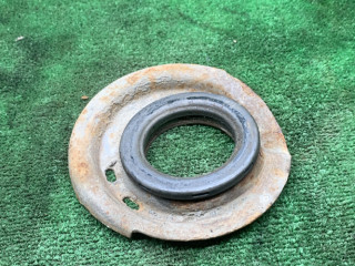 опора амортизатора нижняя (чашка) Citroen Xsara Picasso 1 поколение 2004, 1.8 л., бензин, МКПП, минивэн