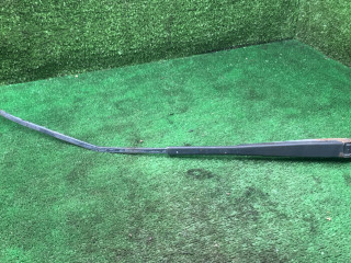 щеткодержатель (поводок стеклоочистителя, дворник) Renault Laguna 1 поколение [рестайлинг] 1998, 1.8 л., бензин, МКПП, хетчбэк 5 дв.