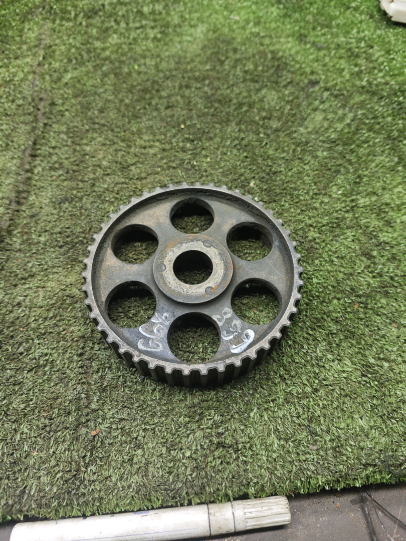 шкив распредвала Volkswagen Jetta 2 поколение 1987, 1.6 л., дизель, МКПП, седан - фото №1