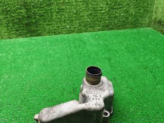 фланец (тройник) системы охлаждения Volkswagen Passat B4 1995, 2.0 л., бензин, МКПП, 027103773