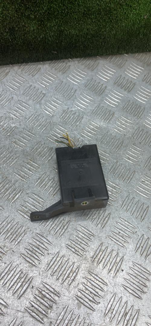 блок управления вентилятором (реле) Rover 600 Series 1 поколение 1998, 1.8 л., бензин, МКПП, седан, 37740PT3A01 - фото №1