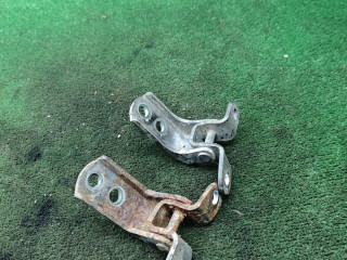 петля двери Toyota Corolla 7 поколение (E100) 1995, 1.6 л., 4A-FE, бензин, МКПП, хетчбэк 3 дв.