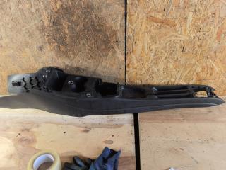 консоль салона Volkswagen Polo Sedan 1 поколение 2015, 1.6 л., МКПП, седан