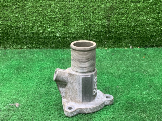 фланец (тройник) системы охлаждения Renault Duster 1 поколение [рестайлинг] 2017, 2.0 л., бензин, МКПП, внедорожник 5 дв., полный привод, 8200489586B