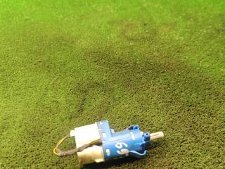 Датчик педали тормоза (лягушка) Ford C-Max 1 поколение 2006, 2.0 л., бензин, МКПП, минивэн