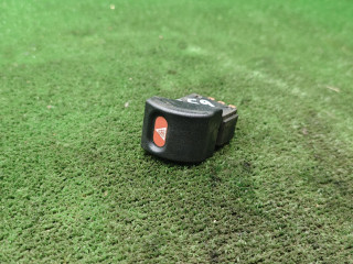 кнопка аварийной сигнализации Opel Astra F 1994, 1.4 л., C 14 NZ, бензин, МКПП, хетчбэк 3 дв.