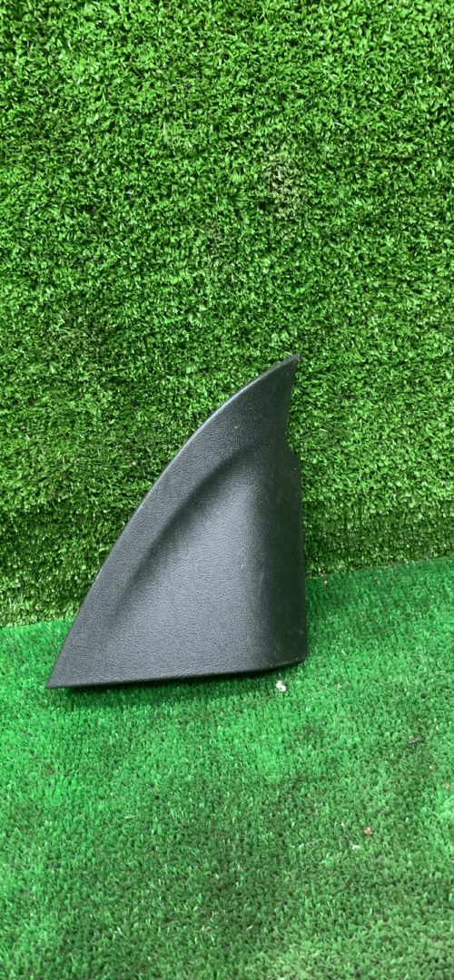 заглушка зеркала Lada Vesta 1 поколение 2023, 1.6 л., бензин, МКПП, седан, 8450040586 - фото №1