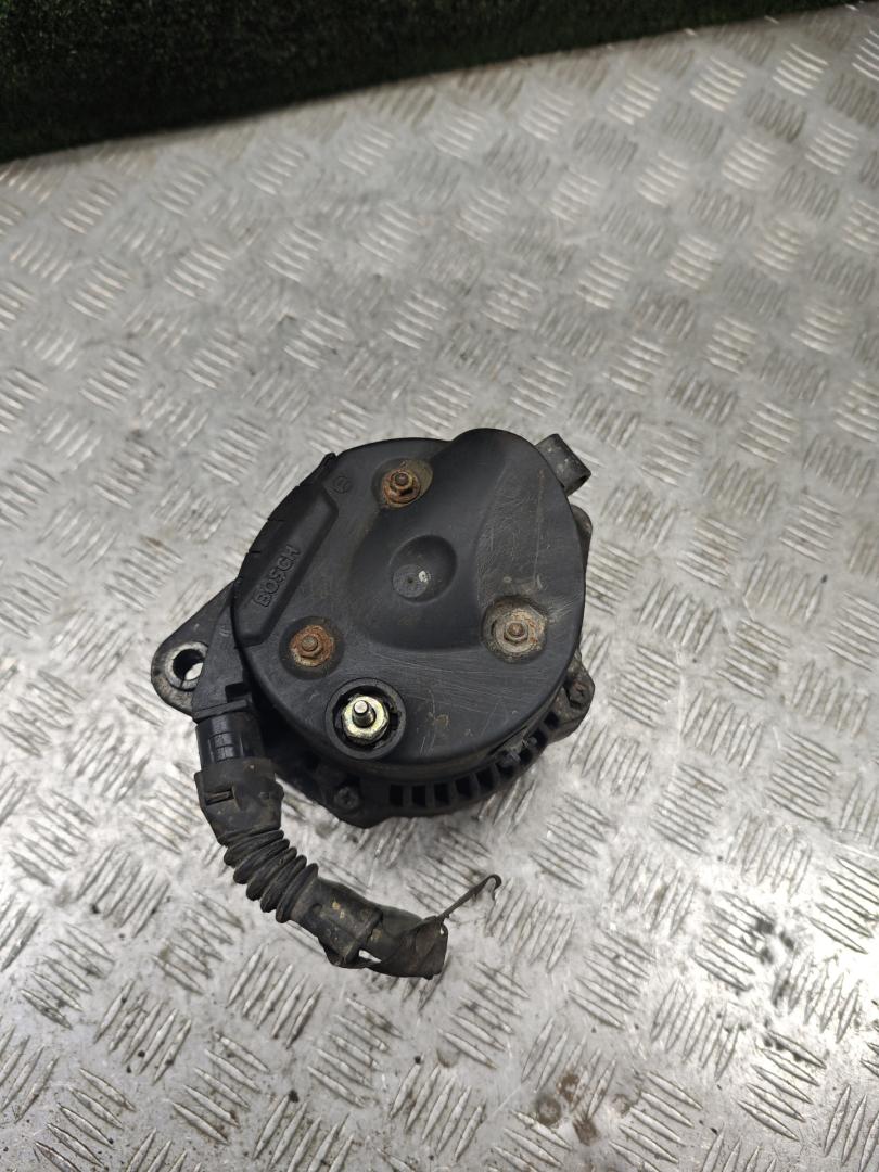 генератор Toyota Carina E 1 поколение T190 1997, 1.6 л., 4A-FE, бензин, МКПП, седан, 0123325002 - фото №1