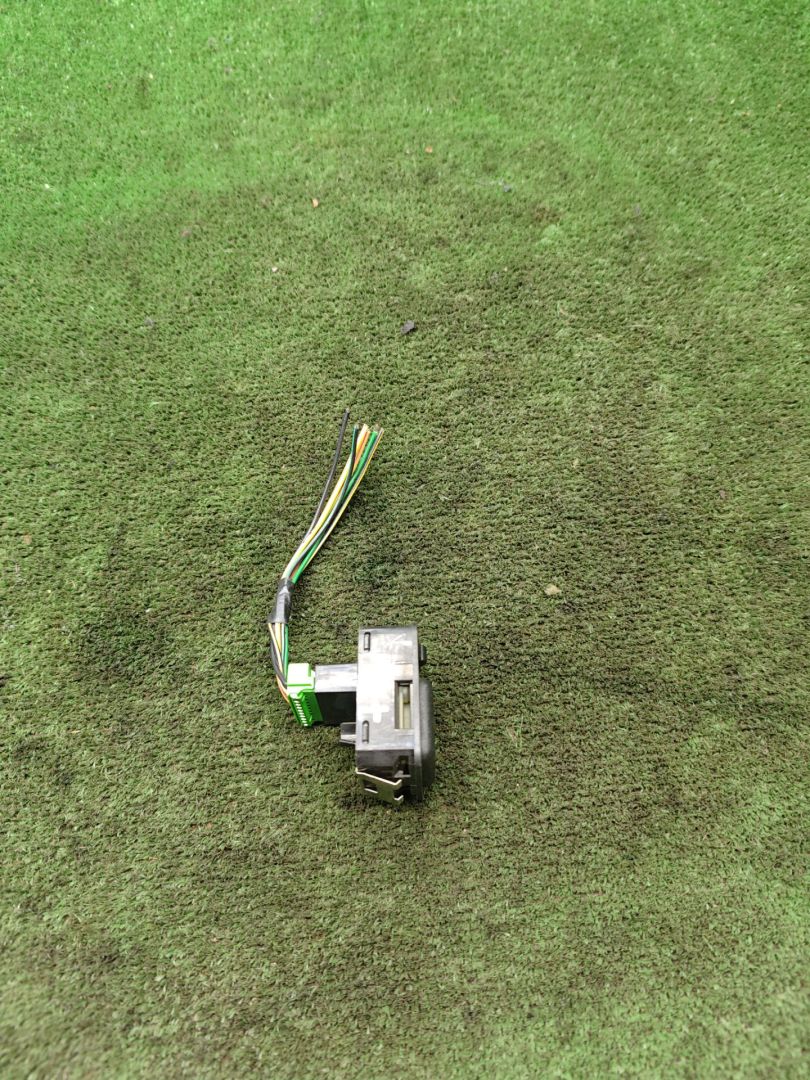 джойстик регулировки зеркал Great Wall Hover 1 поколение 2008, 2.4 л., бензин, МКПП, внедорожник 5 дв. - фото №1