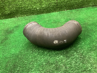 патрубок интеркулера Chrysler Voyager 3 поколение 2000, 2.5 л., дизель, МКПП, минивэн