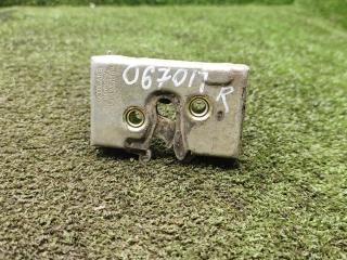 замок двери передней правой Volkswagen Jetta 2 поколение [рестайлинг] 1991, 1.8 л., бензин, МКПП, седан