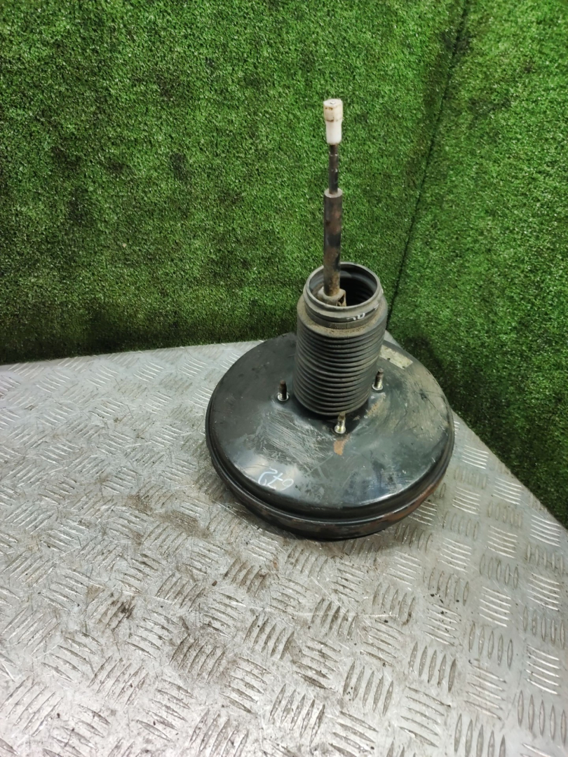 вакуумный усилитель тормозов Ford Mondeo 3 поколение 2002, 2.0 л., дизель, АКПП, хетчбэк 5 дв. - фото №1