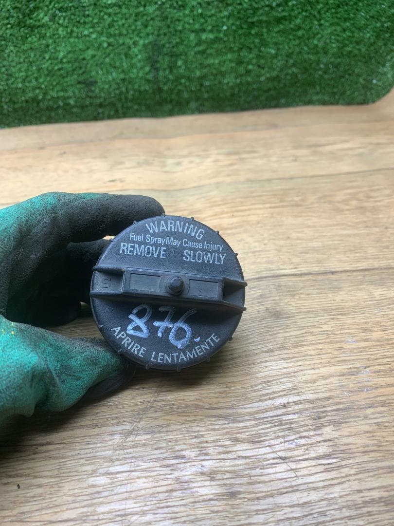 пробка топливного бака Alfa Romeo 156 1 поколение 1999, 2.0 л., бензин, МКПП, седан - фото №1