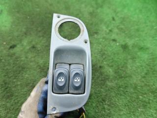 блок управления стеклоподъемниками Renault Megane 1 поколение 1999, 1.6 л., бензин, МКПП, хетчбэк 5 дв.