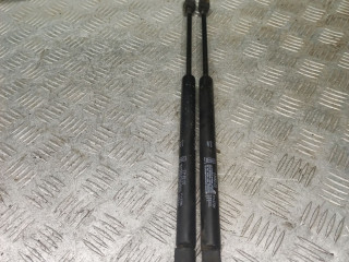 амортизатор крышки багажника (3-5 двери) Opel Omega B 1999, 2.0 л., X 20 XEV, бензин, АКПП, седан