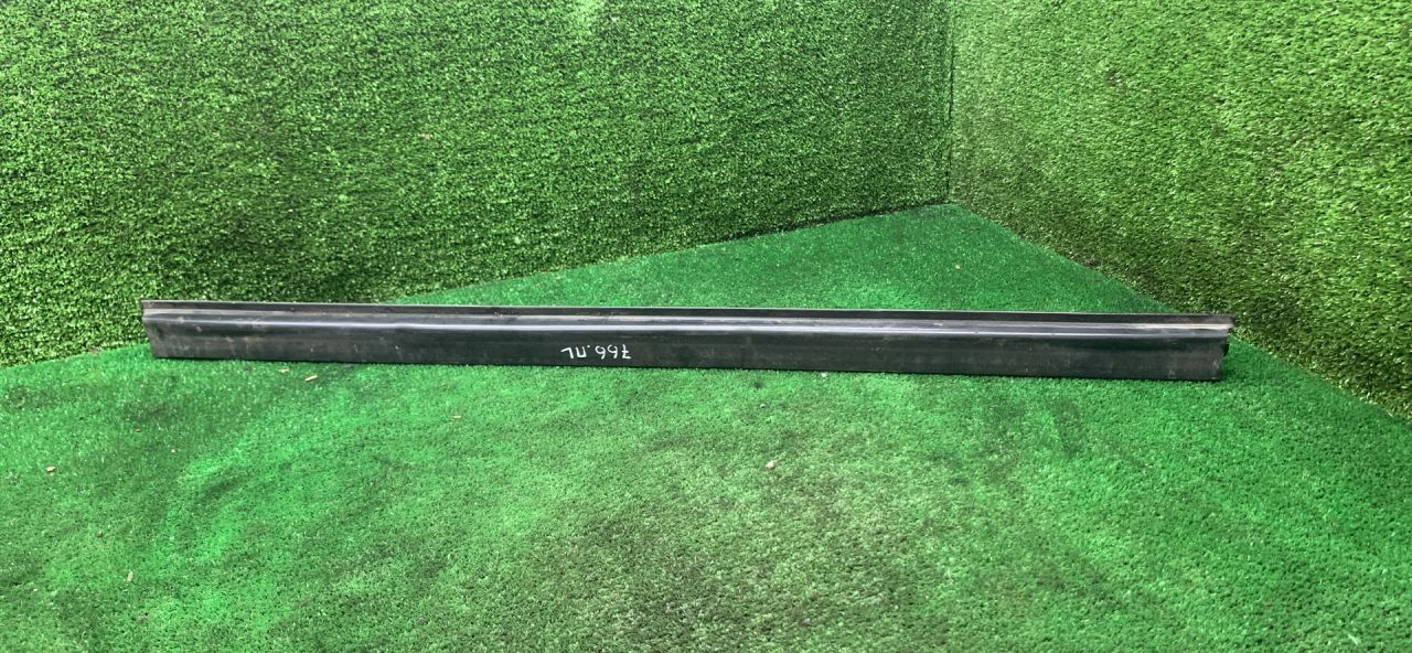 молдинг стекла Opel Sintra 1 поколение 1997, 2.2 л., X 22 XE, бензин, МКПП, минивэн - фото №1