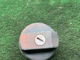 пробка топливного бака Volkswagen Golf 2 поколение 1989, 1.3 л., бензин, МКПП, хетчбэк 3 дв.