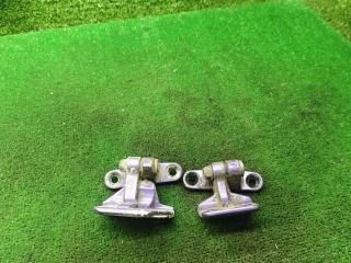 петля двери Mercedes-Benz A-Класс W168 2000, 1.6 л., бензин, МКПП, хетчбэк 5 дв.