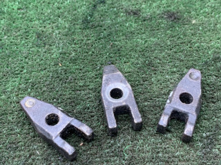 крепление форсунки Kia Carnival 1 поколение [рестайлинг] 2002, 2.9 л., CRDi, дизель, МКПП, минивэн