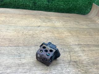 сопротивление печки Renault Duster 1 поколение 2014, 2.0 л., F4R 400, бензин, МКПП, внедорожник 5 дв., полный привод, 7700432632