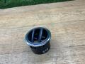 дефлектор обдува салона Renault Duster 1 поколение 2014, 2.0 л., F4R 400, бензин, МКПП, внедорожник 5 дв., полный привод, 8200212480G - фото №3