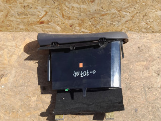 бардачок Mercedes-Benz A-Класс W168 2000, 1.6 л., бензин, МКПП, хетчбэк 5 дв.