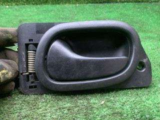 ручка внутренняя задняя левая Renault Laguna 1 поколение [рестайлинг] 1998, 1.8 л., бензин, МКПП, хетчбэк 5 дв.