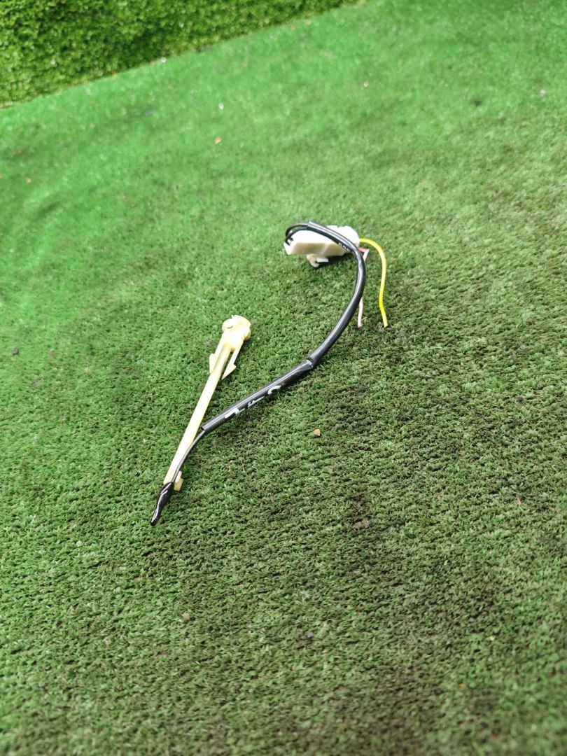 датчик температуры Toyota Picnic 1 поколение XM10 2000, 2.0 л., бензин, МКПП, минивэн - фото №1