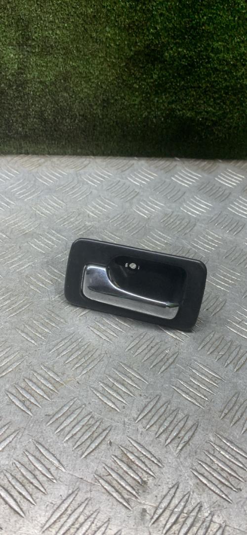 ручка внутренняя передняя левая Rover 600 Series 1 поколение 1998, 1.8 л., бензин, МКПП, седан - фото №1