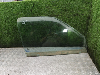 стекло двери передней правой Volkswagen Vento 1 поколение 1995, 1.6 л., бензин, МКПП, седан