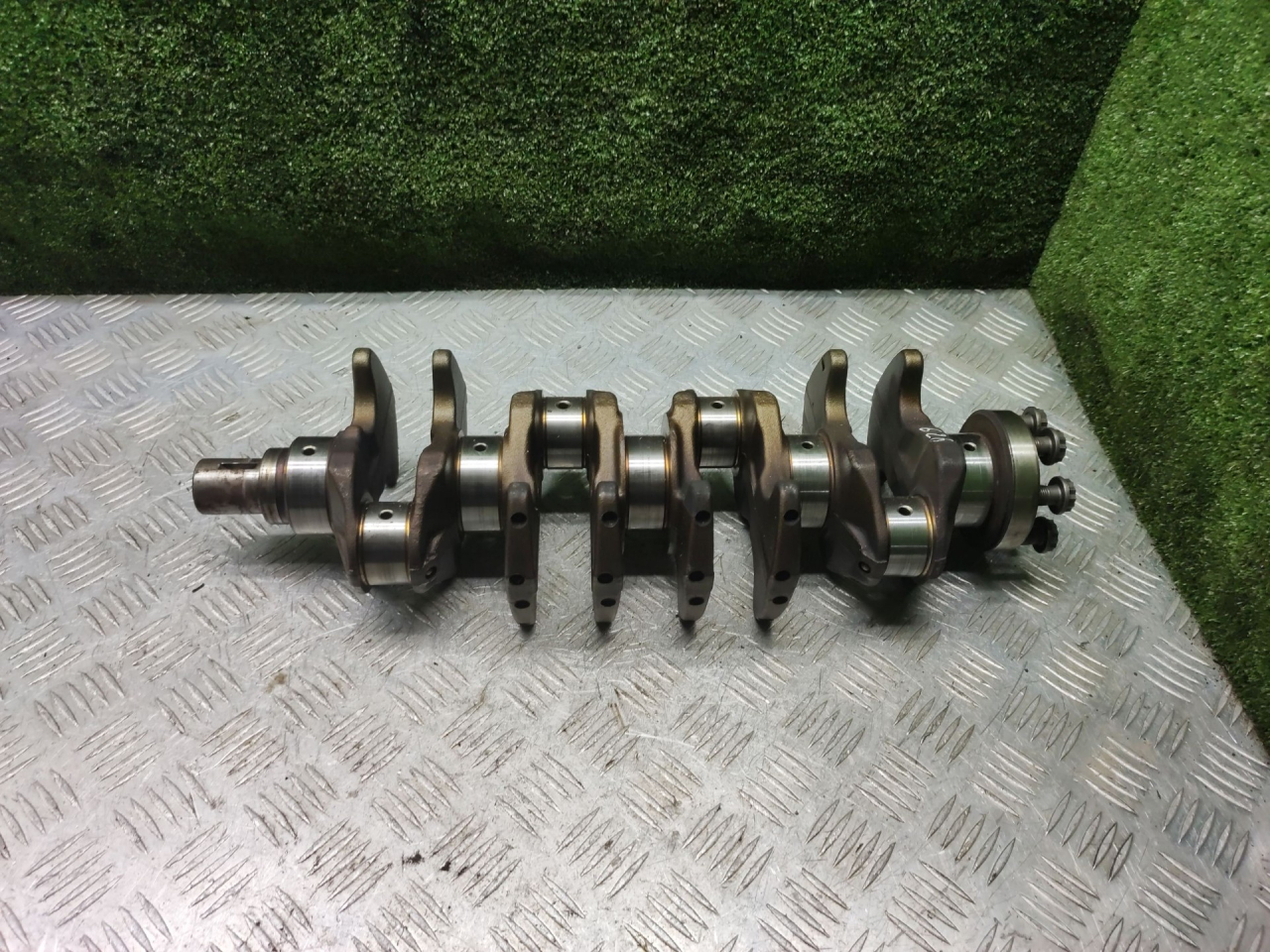 коленвал Hyundai Sonata EF 1999, 2.0 л., бензин, МКПП, седан, 12A - фото №1