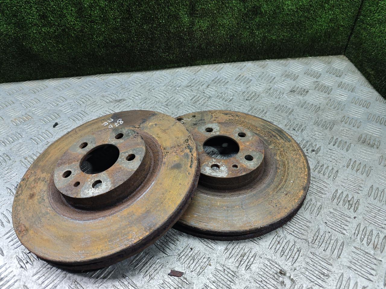 диск тормозной передний Alfa Romeo 156 1 поколение 1999, 2.0 л., бензин, МКПП, седан - фото №1