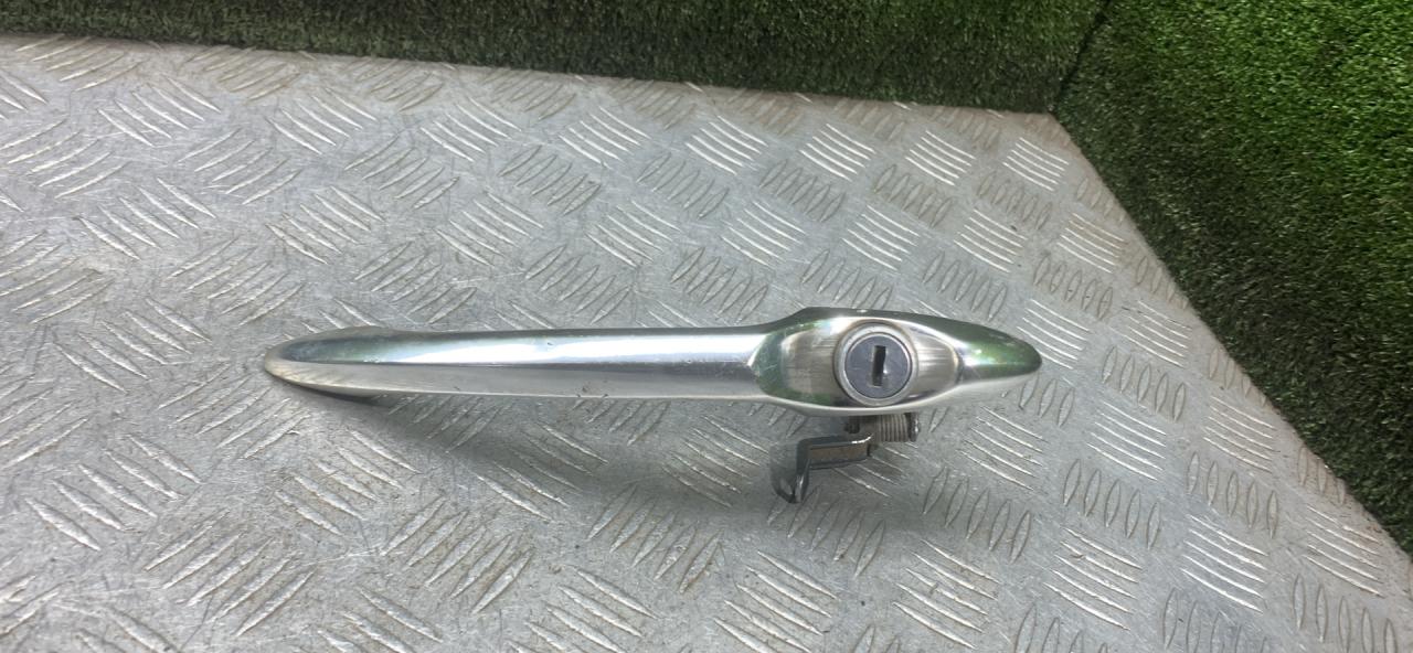 ручка наружная Alfa Romeo 156 1 поколение 1999, 2.0 л., бензин, МКПП, седан - фото №1