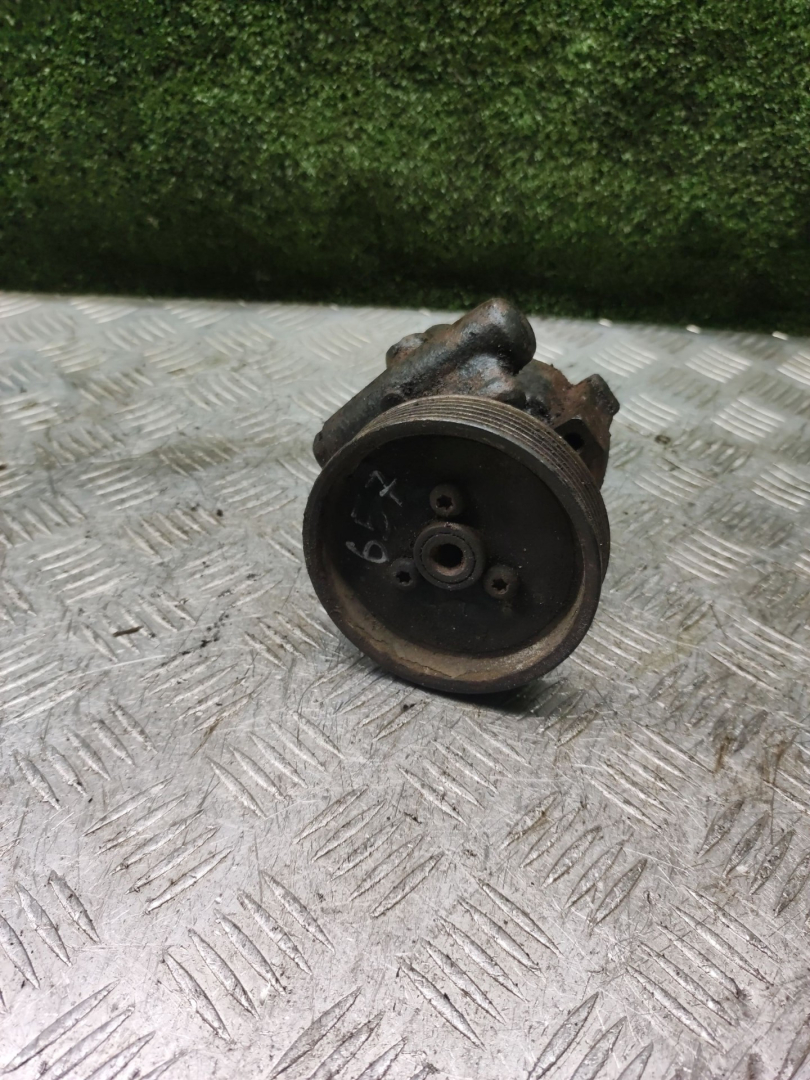 насос гидроусилителя руля Renault Laguna 1 поколение 1998, 1.8 л., бензин, МКПП, универсал - фото №1