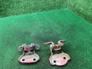 петля двери Daewoo Lanos T100 2000, 1.3 л., бензин, МКПП, седан