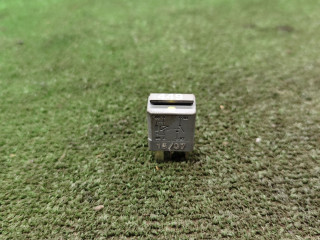 реле (прочие) Skoda Fabia 1 поколение [рестайлинг] 2007, 1.2 л., бензин, МКПП, седан, 1K0951253