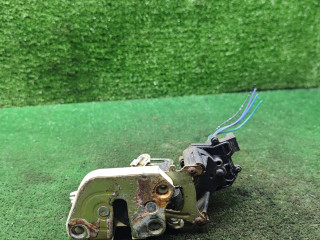 замок двери задней правой Mitsubishi Galant 7 поколение 1995, 1.8 л., бензин, МКПП, седан